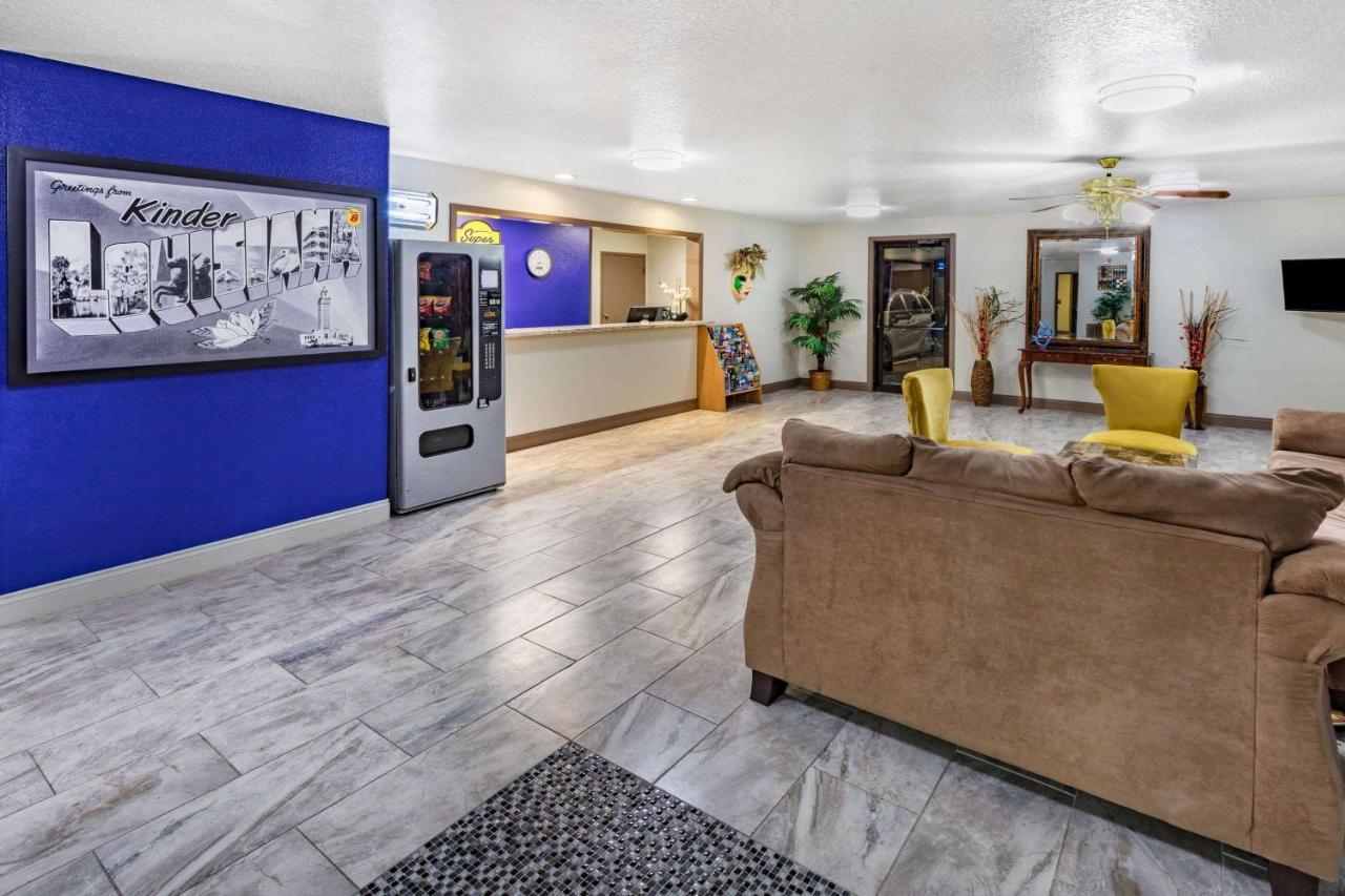 Super 8 By Wyndham Kinder/Coushatta Near Casino Экстерьер фото